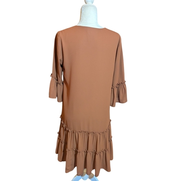 Karen Kane Caramel Brown Tiered Bell Sleeves Flowy Bohemian V Neck Dress Sz S - Picture 3 of 10
